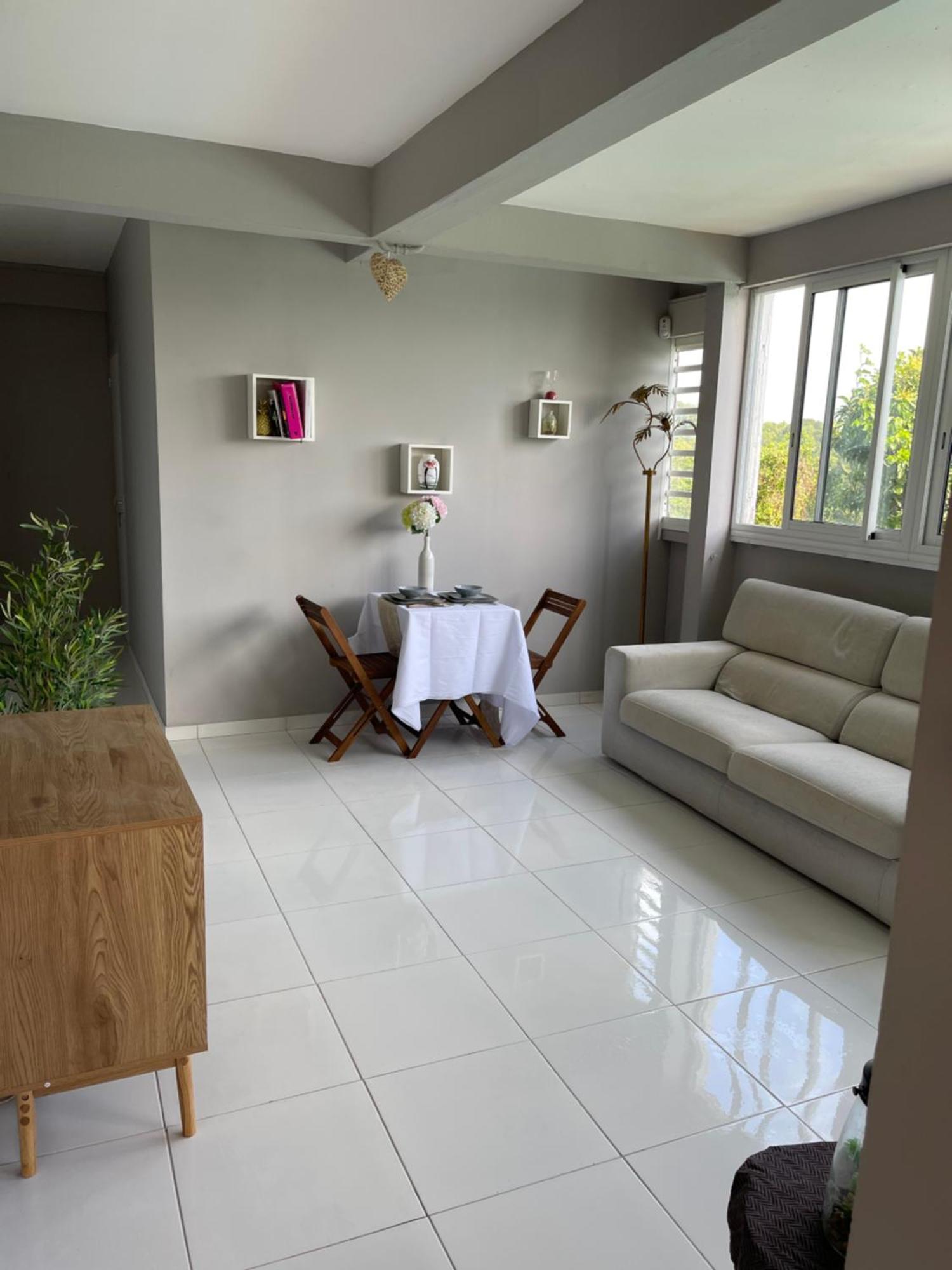 Appartement Lalau Avec Vue Sur La Mer Et Piscine Schoelcher Δωμάτιο φωτογραφία